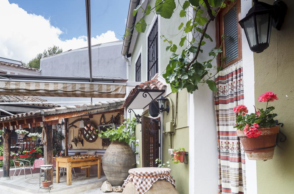 La Casa Del Tio Venancio Guest House Caracenilla Exterior photo