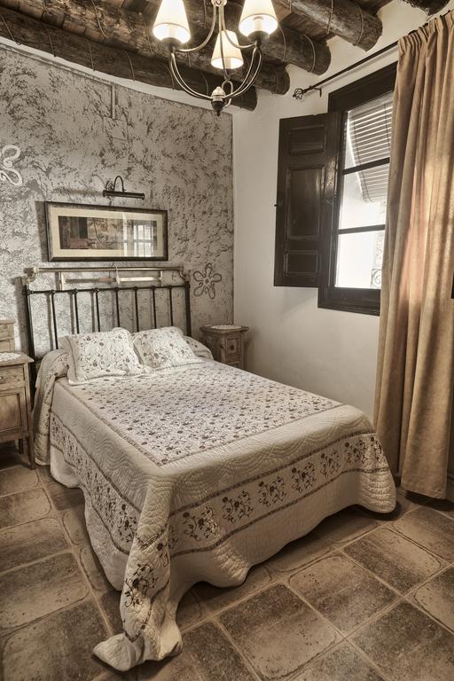 La Casa Del Tio Venancio Guest House Caracenilla Room photo
