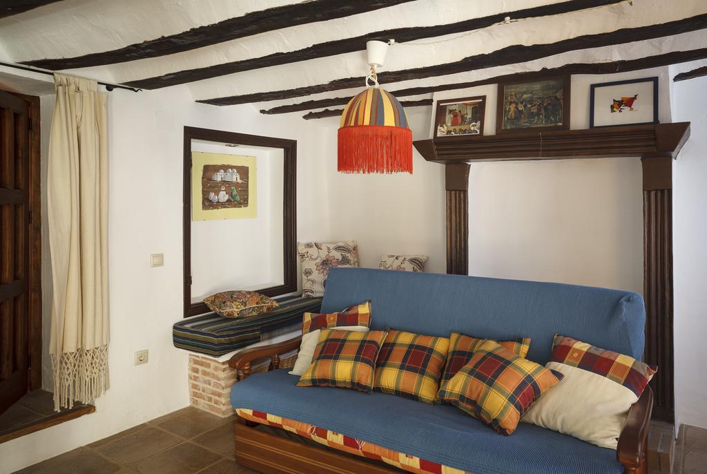 La Casa Del Tio Venancio Guest House Caracenilla Exterior photo