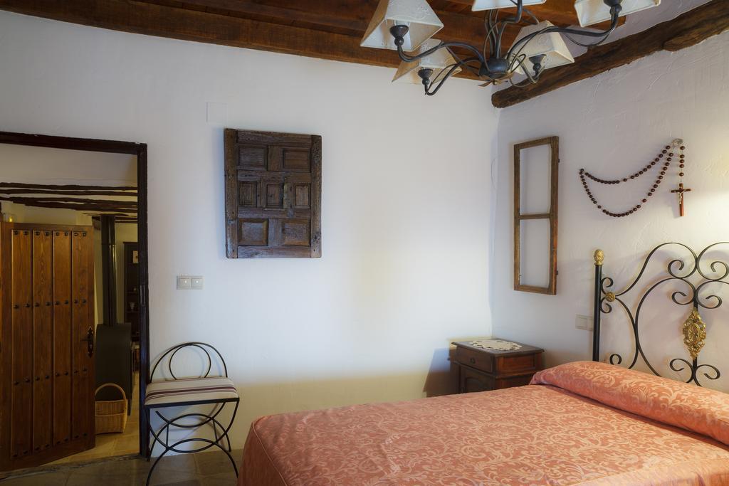 La Casa Del Tio Venancio Guest House Caracenilla Exterior photo